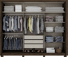 Compartimento do guarda-roupa
